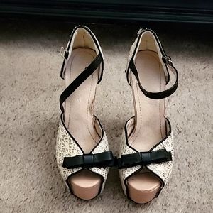 Sweet Style Lace Bowknot High Heel